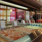 Апартаменты Inviting Calm And Bright Flat Near The *