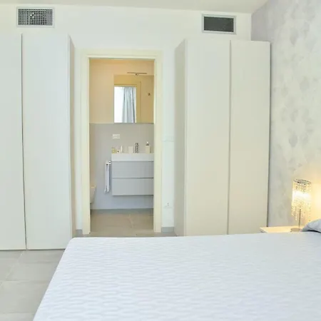 Inviting Calm And Bright Flat Near The Apartment Bibione