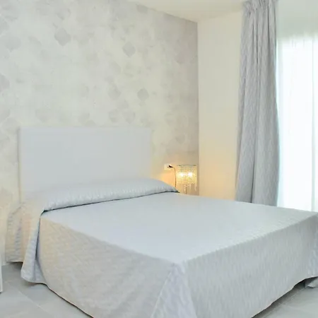 Apartment Inviting, Calm And Bright Flat Near The *