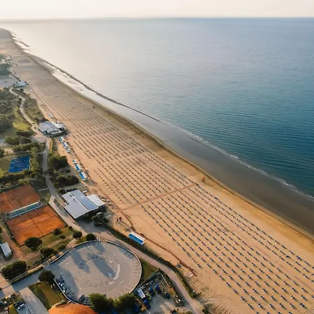 Διαμέρισμα Inviting, Calm And Bright Flat Near The Μπιμπιόνε